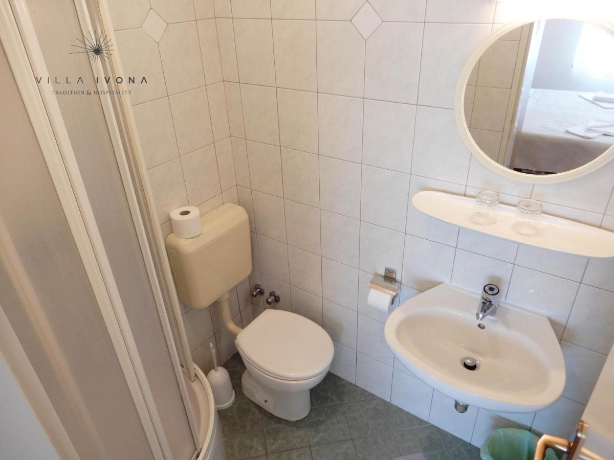 Bed And Breakfast Ivona Baška Voda Eksteriør bilde